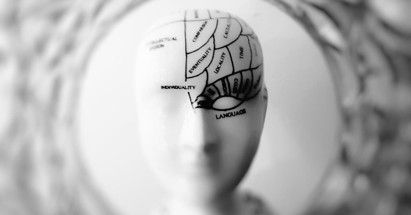 How Brands Seduce The Consumers Subconscious Mind - Sufio